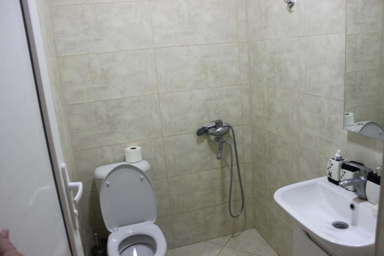 Hotel Nikea Кутаїсі Екстер'єр фото